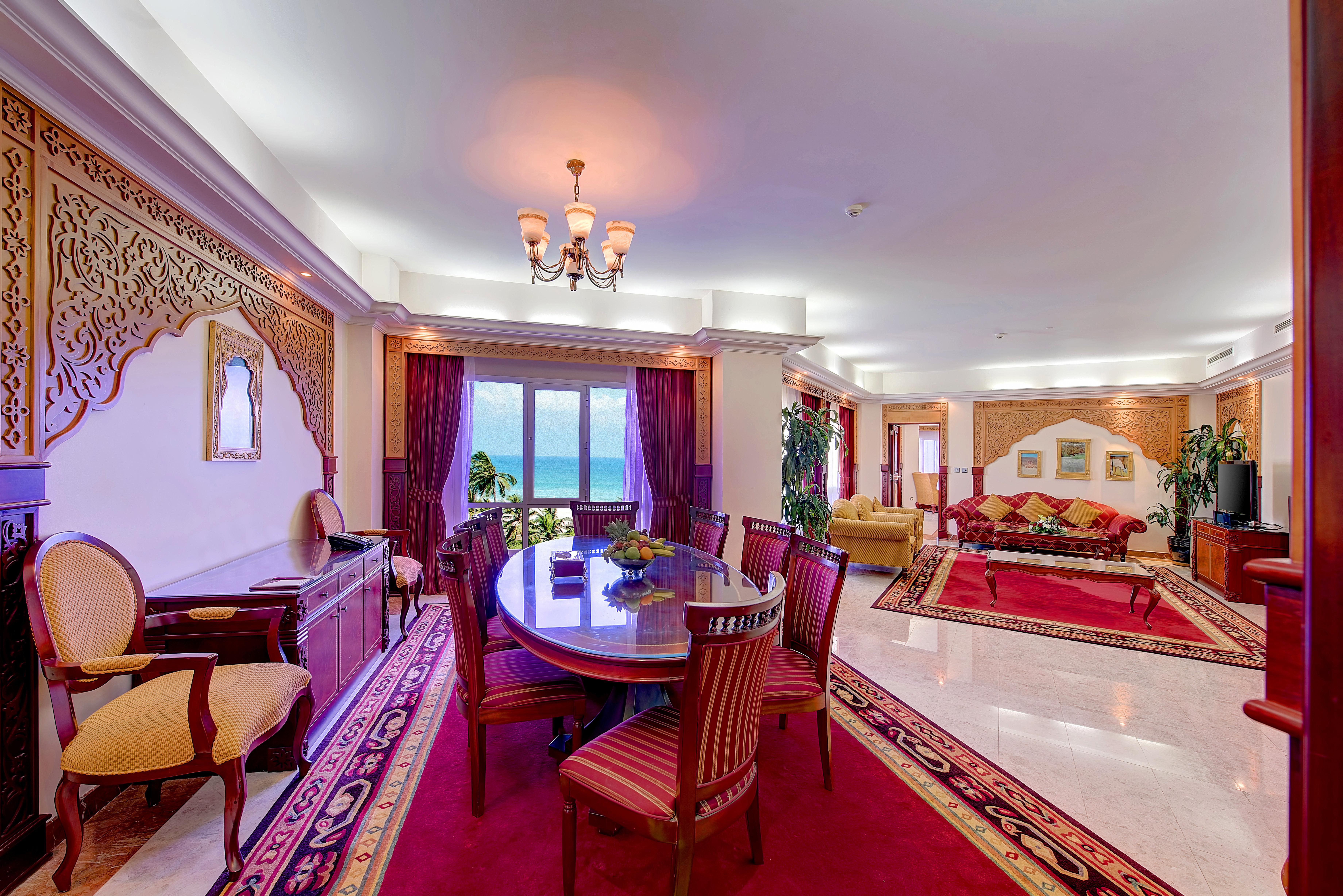 Crowne Plaza Resort Salalah, an IHG Hotel Esterno foto A suite at Jumeirah Atlantis