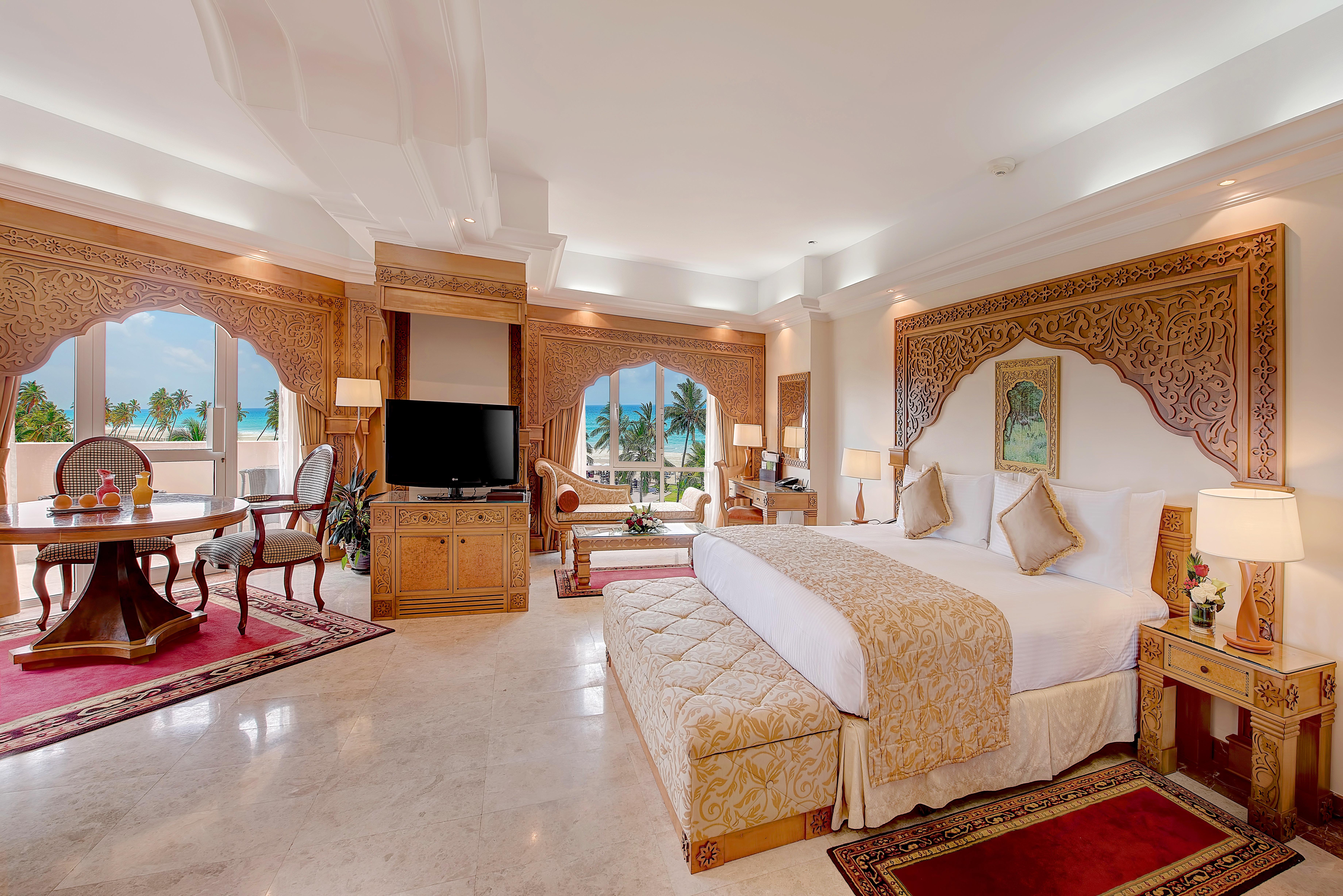 Crowne Plaza Resort Salalah, an IHG Hotel Esterno foto Suite at Jumeirah Atlantis