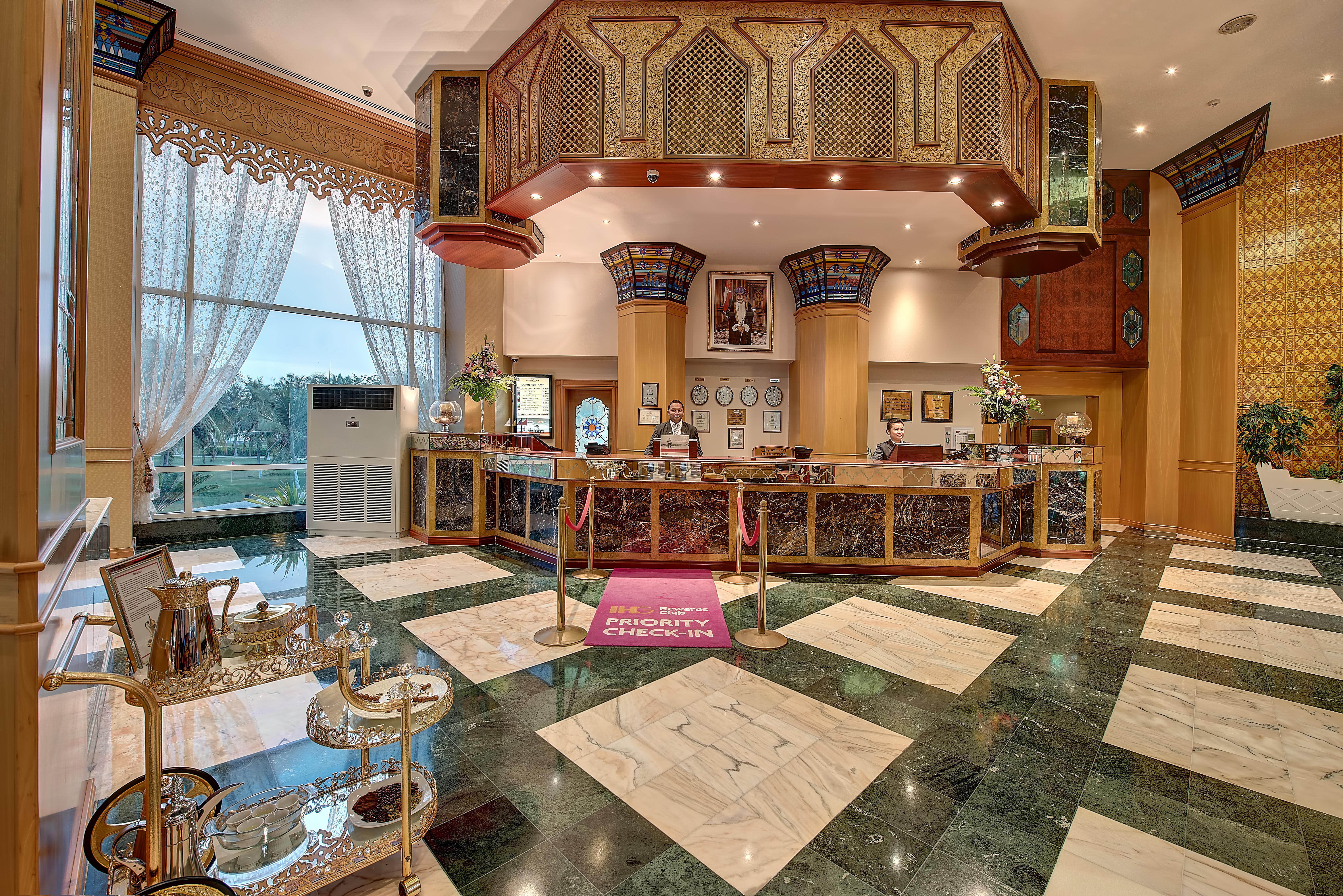 Crowne Plaza Resort Salalah, an IHG Hotel Esterno foto Lobby